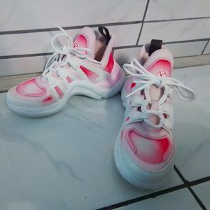 LOUIS VUITTON WOMEN'S LV ARCHLIGHT SNEAKER PINK SIZE 42 AUTHENTIC❤️